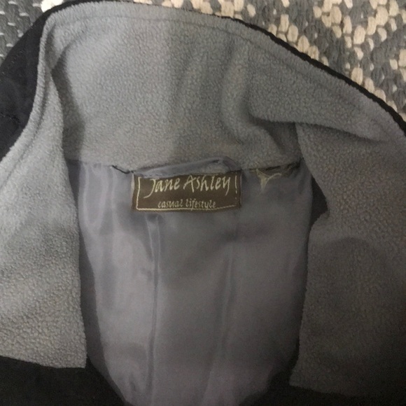 Best - Picture 2 of 2